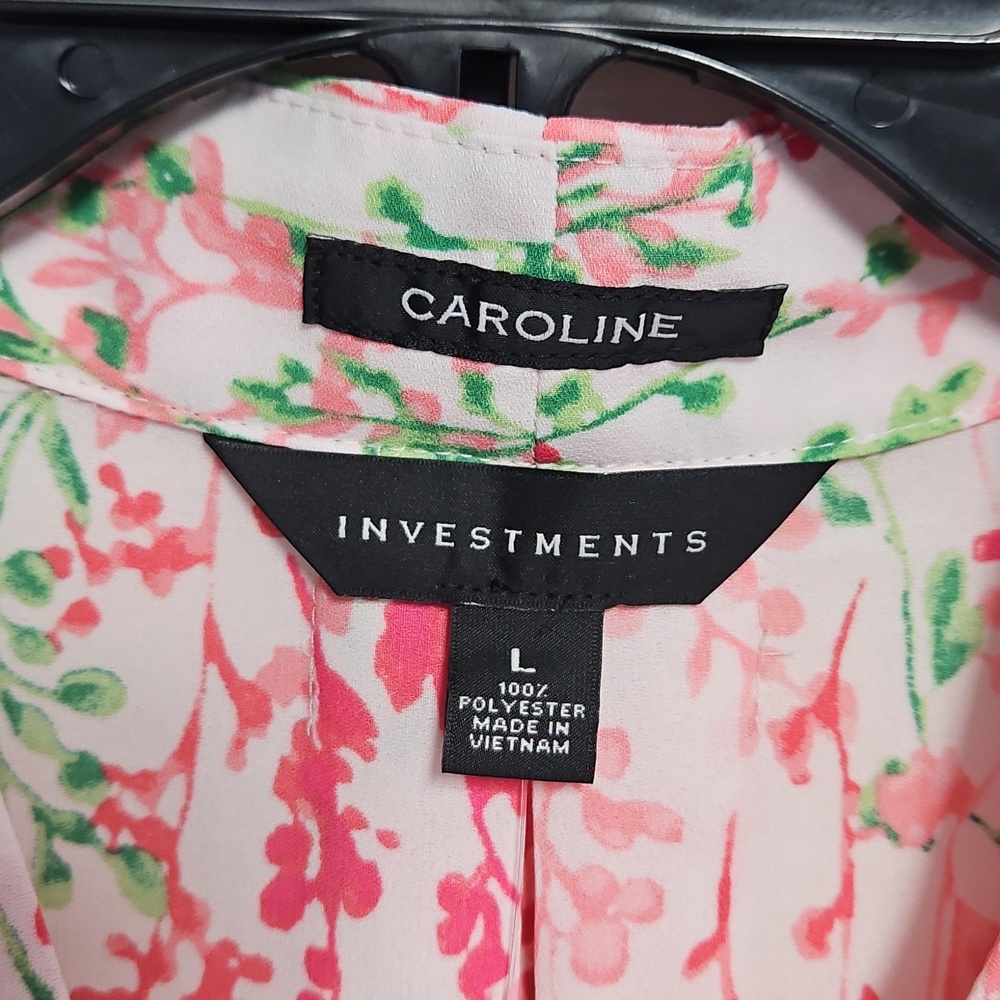 Investments 3/4 Sleeve Button Front V-neck Top: Pink W/Floral:Size- Large - Picture 7 of 14